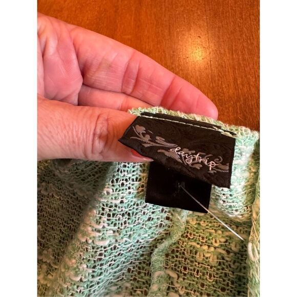 Woman’s Daytrip Jewel sweater - Picture 3 of 5